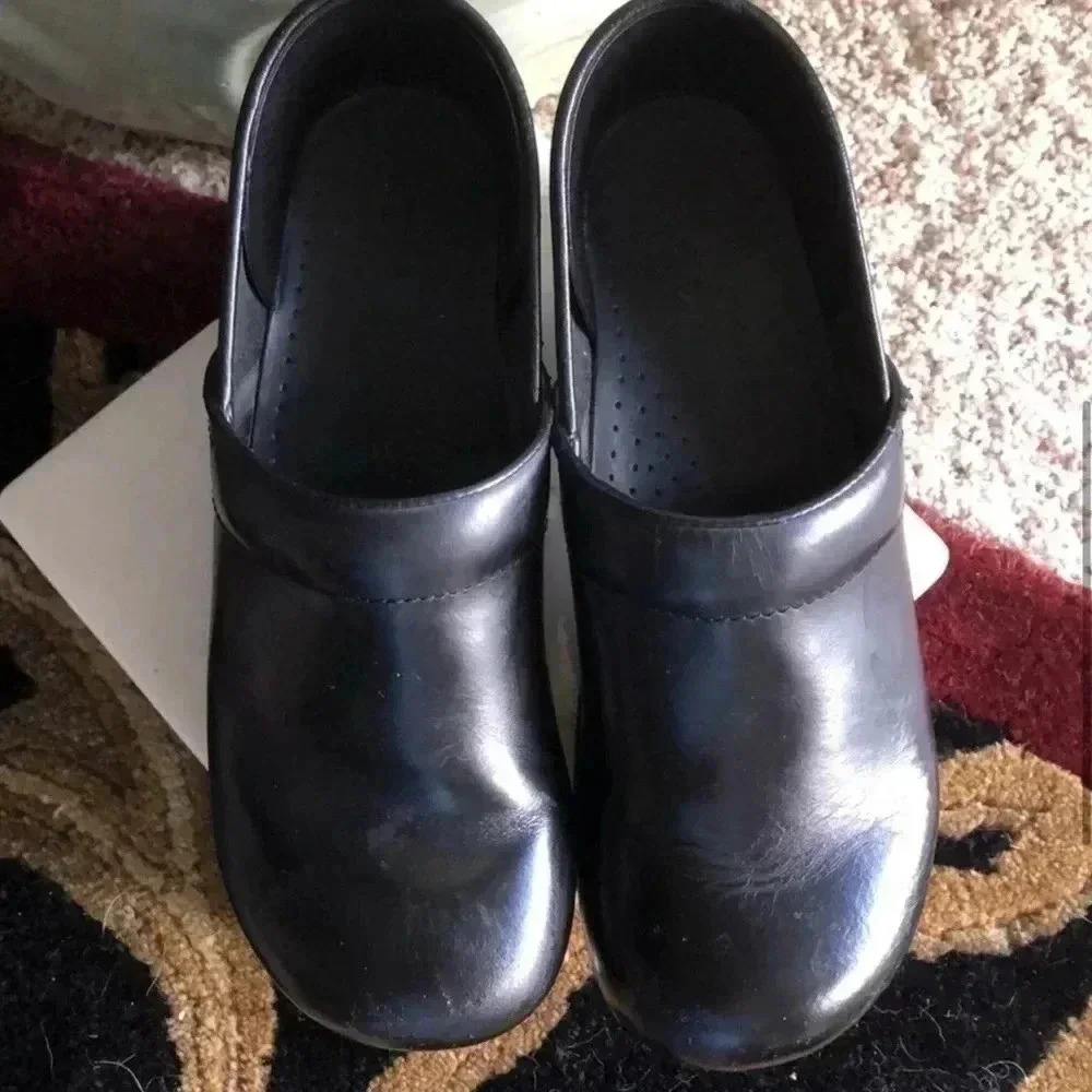 Dansko Women’s Jet Black Professional Clogs Shoes Size 41 Size 10.5-11 - Picture 5 of 8